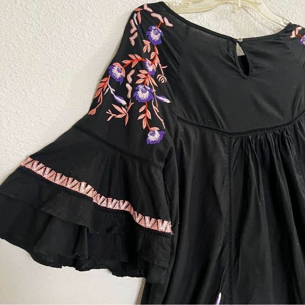 Free People Black‎ Floral Embroidered Mini Dress Boho Ruffle Bell Sleeve Pintuck - Picture 11 of 16